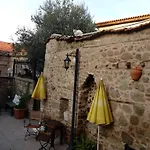 Aristonicus Boutique Hotel