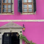 Aristonicus Boutique Отель