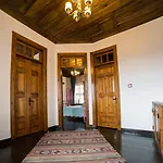 Отель Aristonicus Boutique Бергама