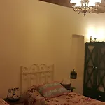 Aristonicus Boutique 3*