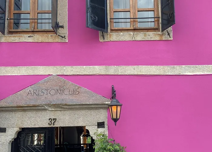 Aristonicus Boutique ホテル