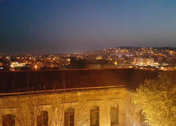 Aristonicus Boutique