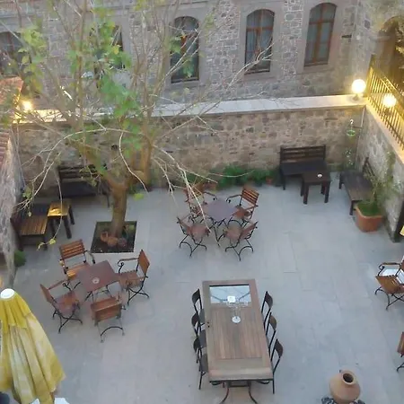 Aristonicus Boutique فندق برغاما