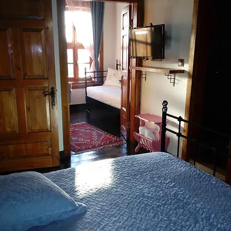 Aristonicus Boutique