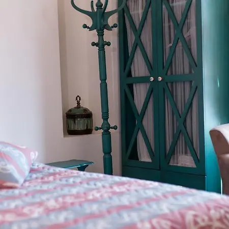 Aristonicus Boutique Hotel 3*