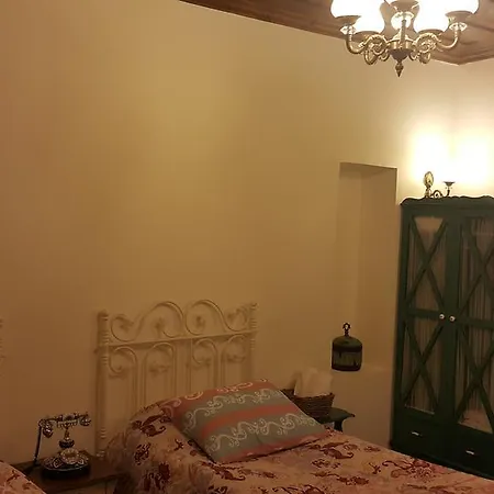 Aristonicus Boutique 3*