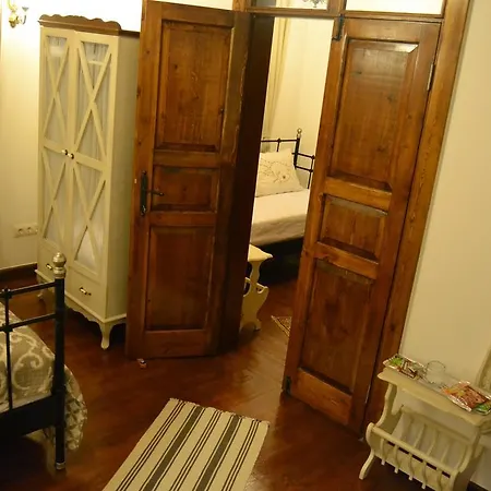 Aristonicus Boutique Hotel 3*