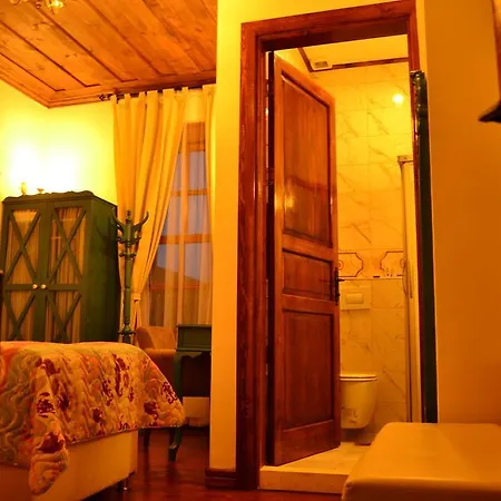 Aristonicus Boutique Hotel